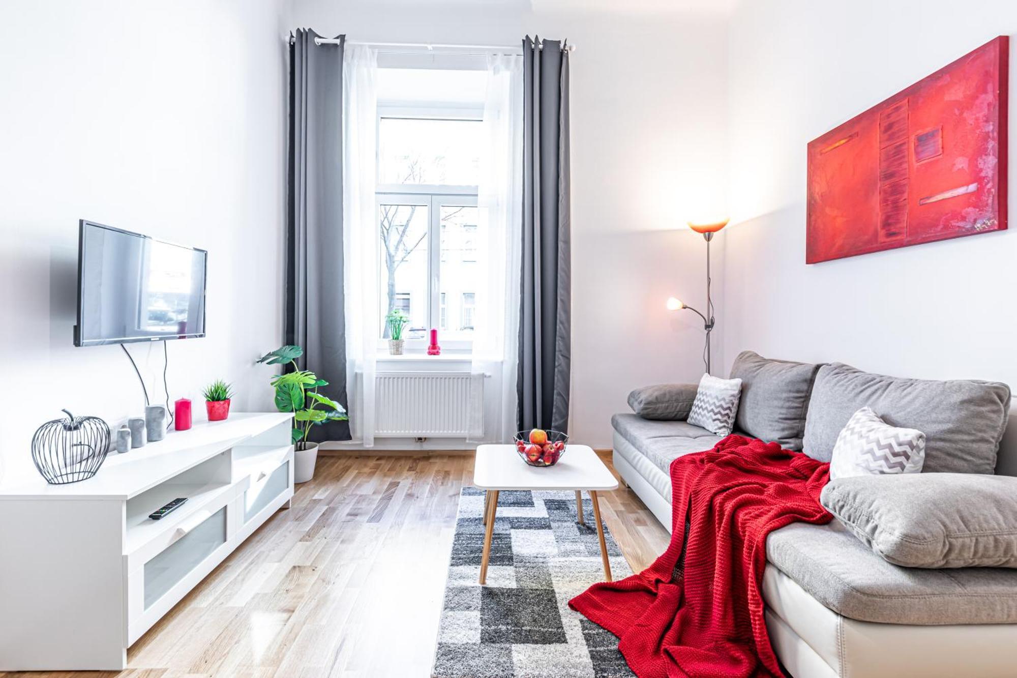 Modern By Jr * Wien